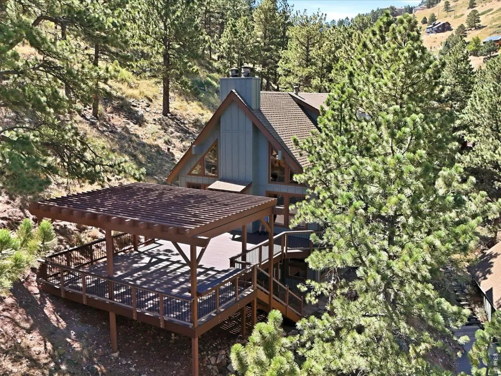 36 Ridge Drive Boulder, CO 80304