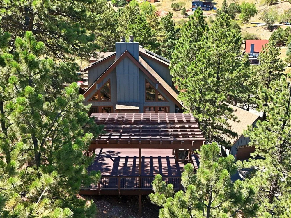36 Ridge Drive Boulder, CO 80304