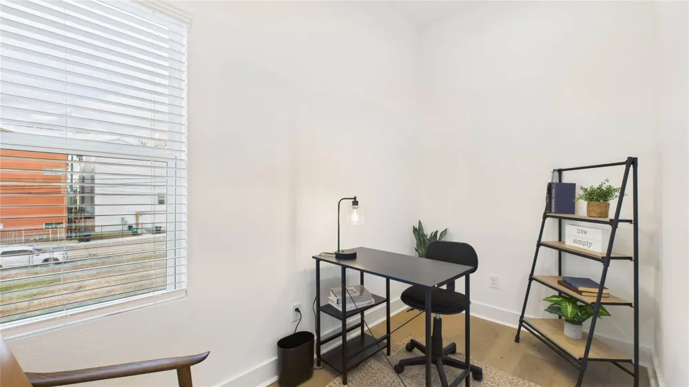 2426 Freeman Street Houston, TX 77009