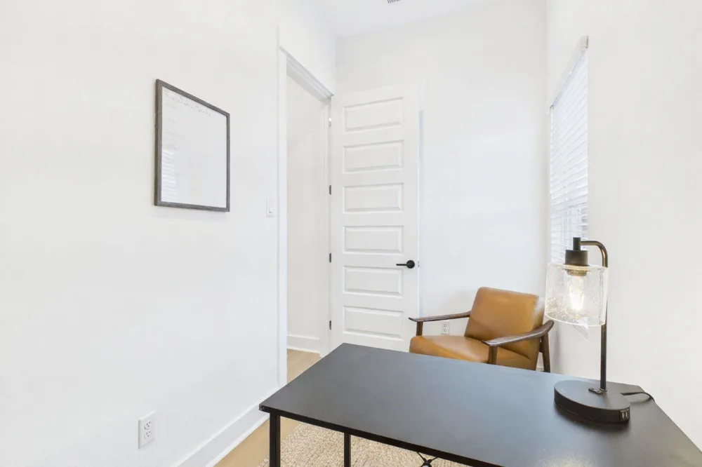 2426 Freeman Street Houston, TX 77009