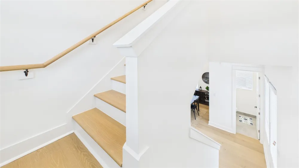 2426 Freeman Street Houston, TX 77009