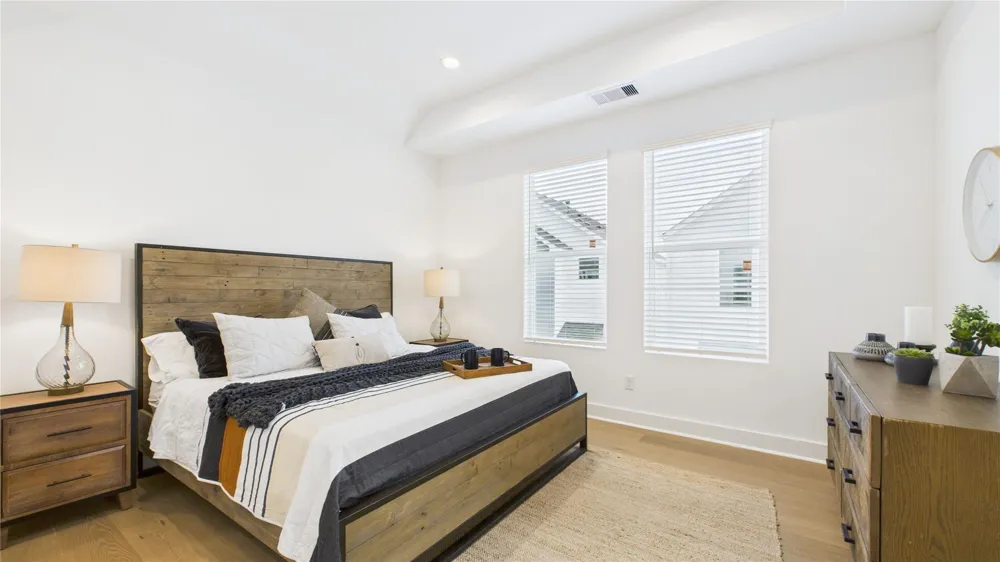 2426 Freeman Street Houston, TX 77009