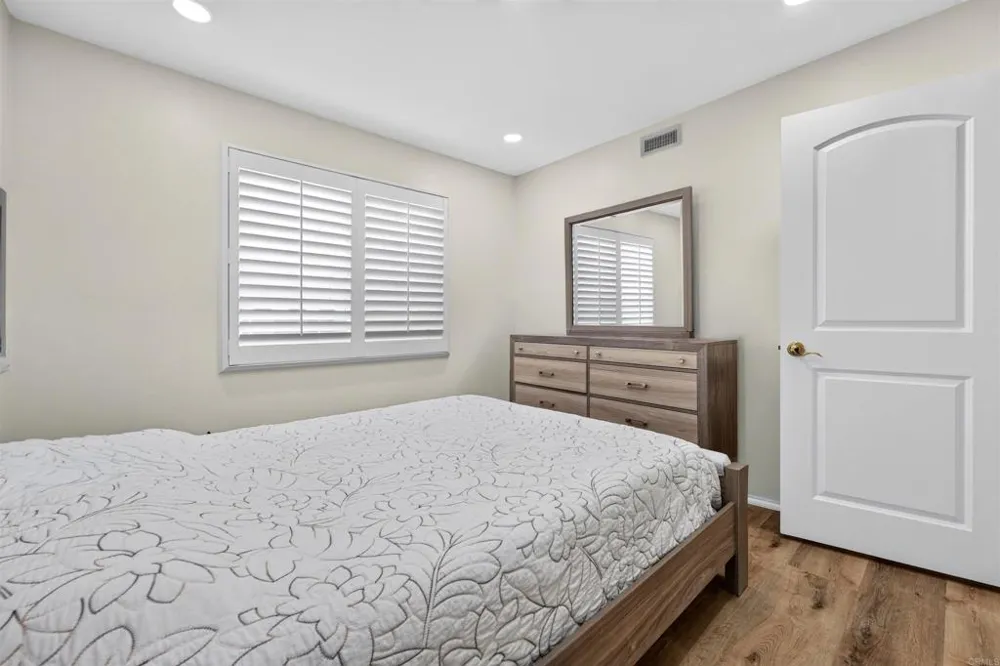 12011 Via Hacienda El Cajon, CA 92019