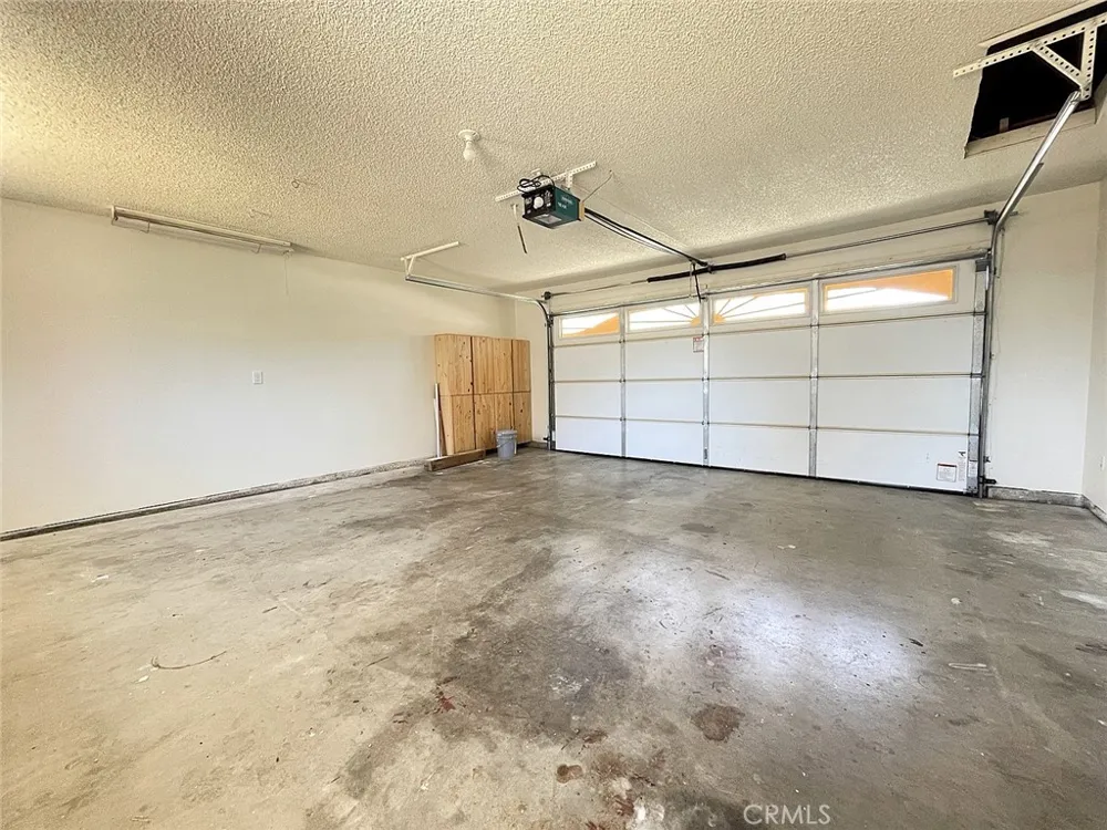 4301 Edenbury Santa Maria, CA 93455
