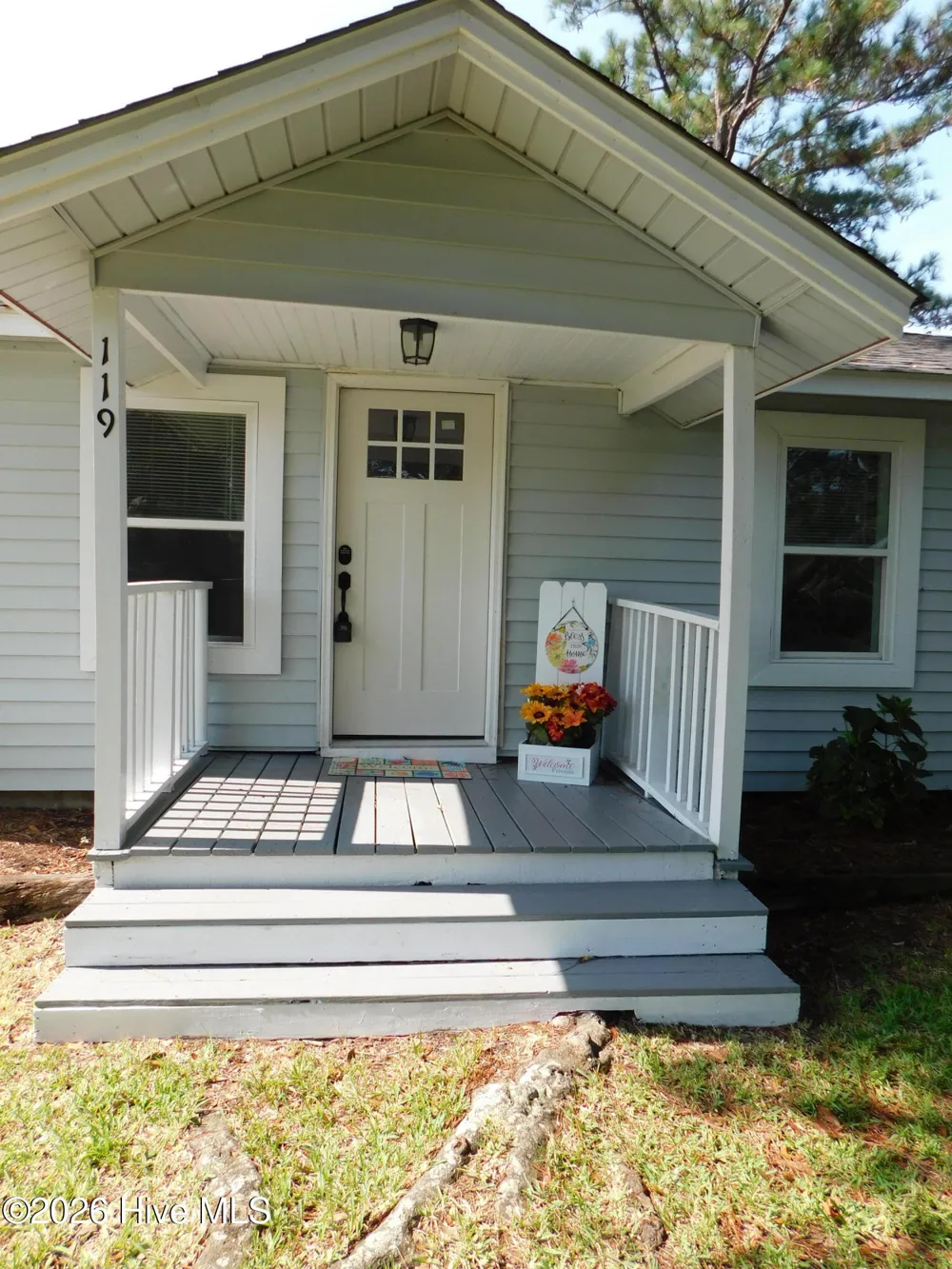 119 Earl Avenue Beaufort, NC 28516