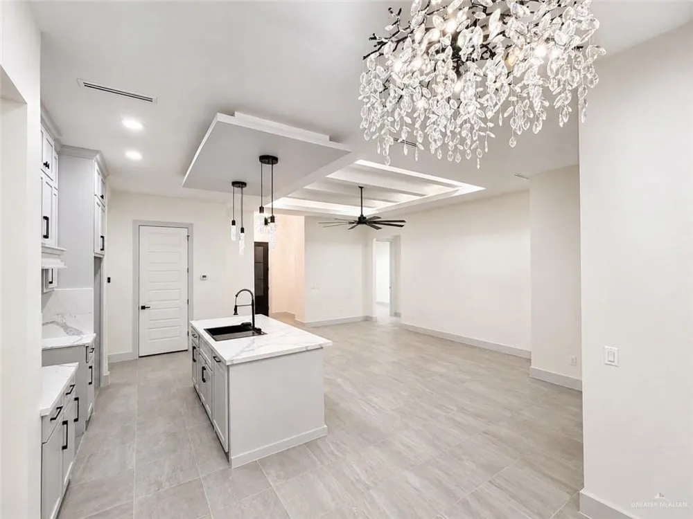3003 E Sabinal Avenue Hidalgo, TX 78557