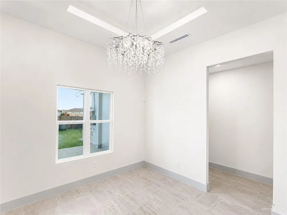 3003 E Sabinal Avenue Hidalgo, TX 78557