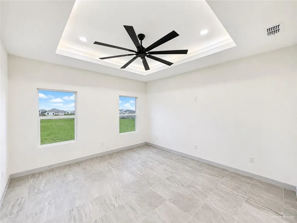 3003 E Sabinal Avenue Hidalgo, TX 78557