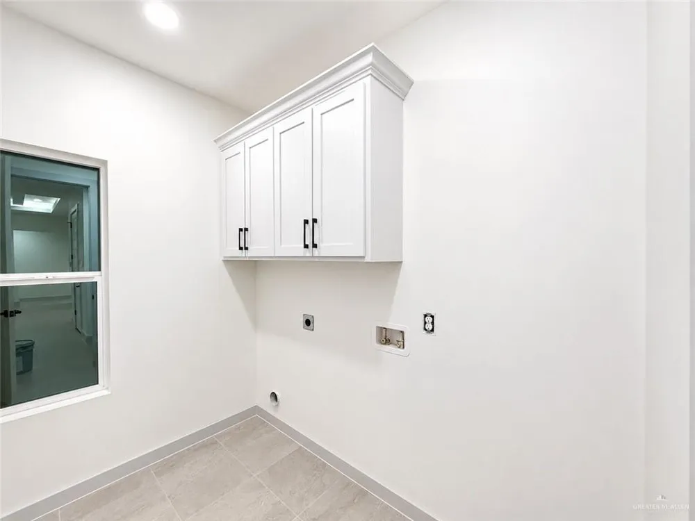3003 E Sabinal Avenue Hidalgo, TX 78557