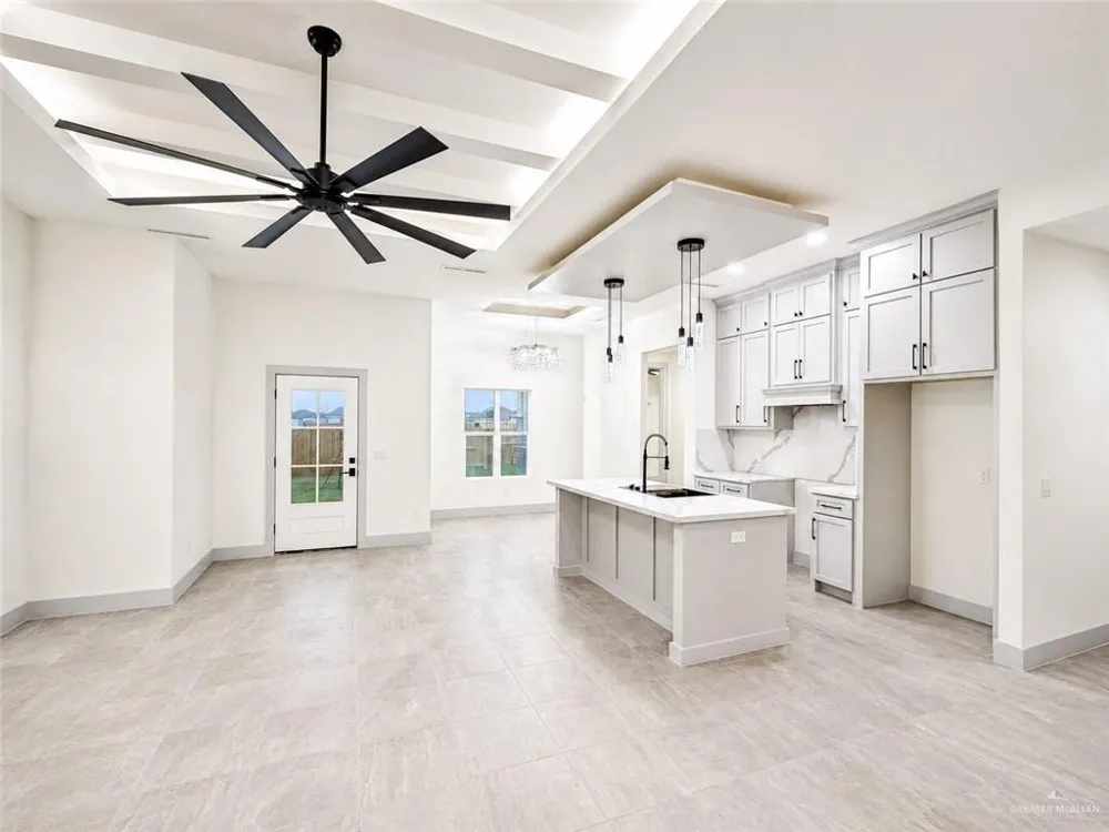 3003 E Sabinal Avenue Hidalgo, TX 78557