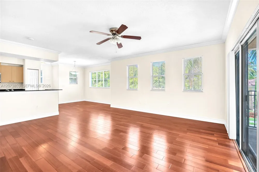 2532 Centergate Dr #201 Miramar, FL 33025