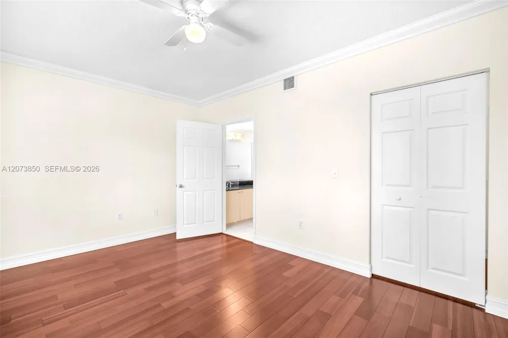 2532 Centergate Dr #201 Miramar, FL 33025