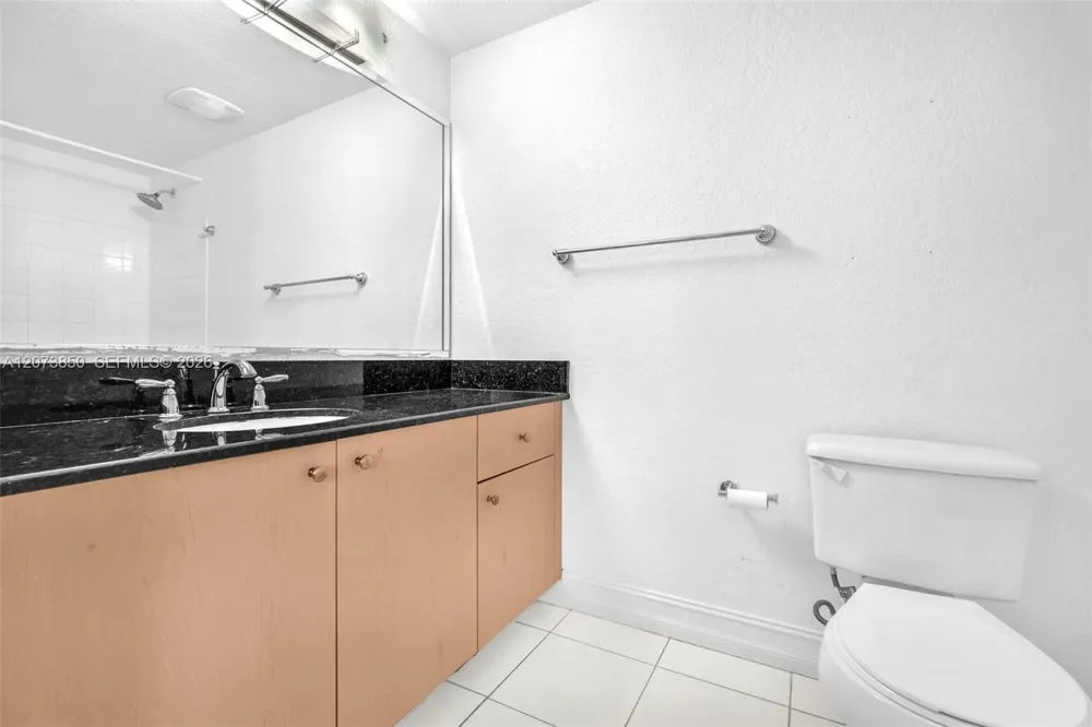 2532 Centergate Dr #201 Miramar, FL 33025
