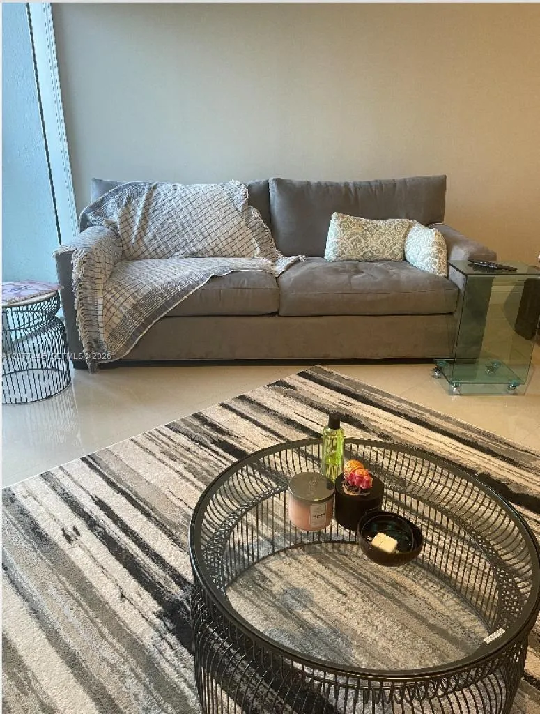 475 Brickell Ave #808 Miami, FL 33131