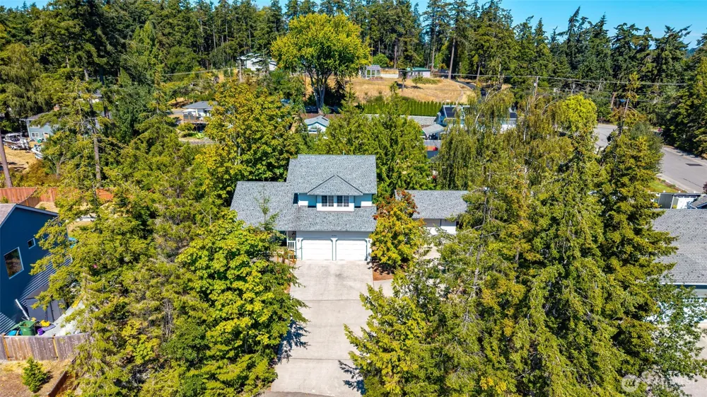 2090 SW Putnam Drive Oak Harbor, WA 98277