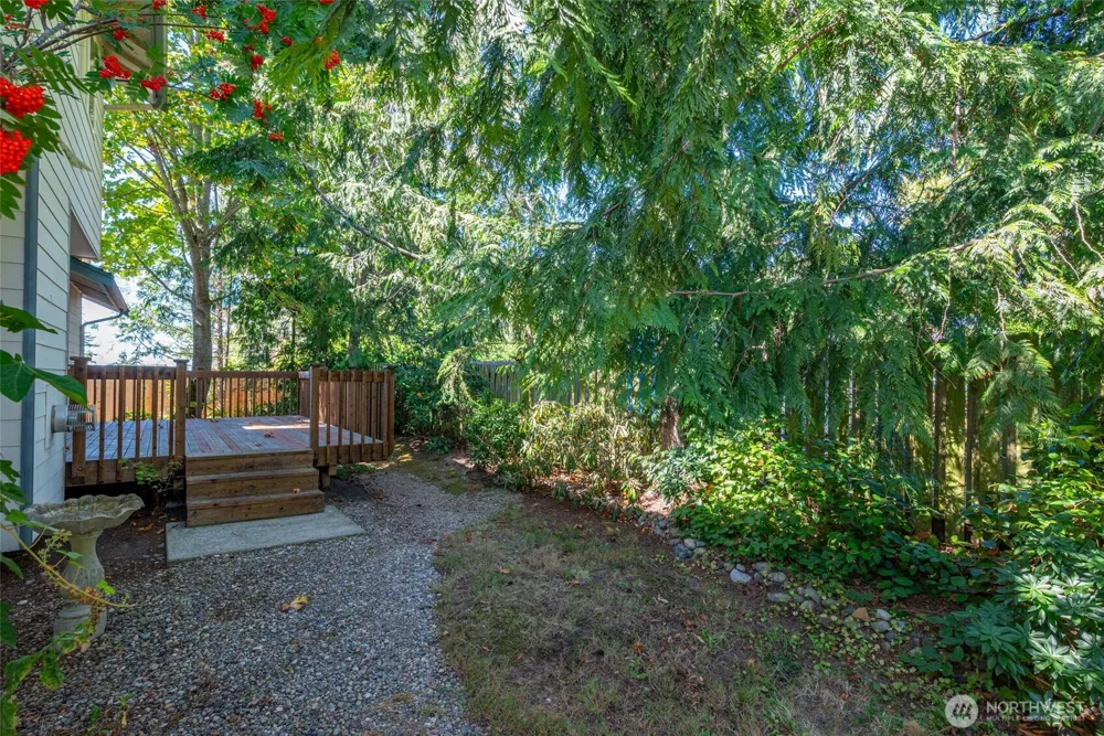 2090 SW Putnam Drive Oak Harbor, WA 98277