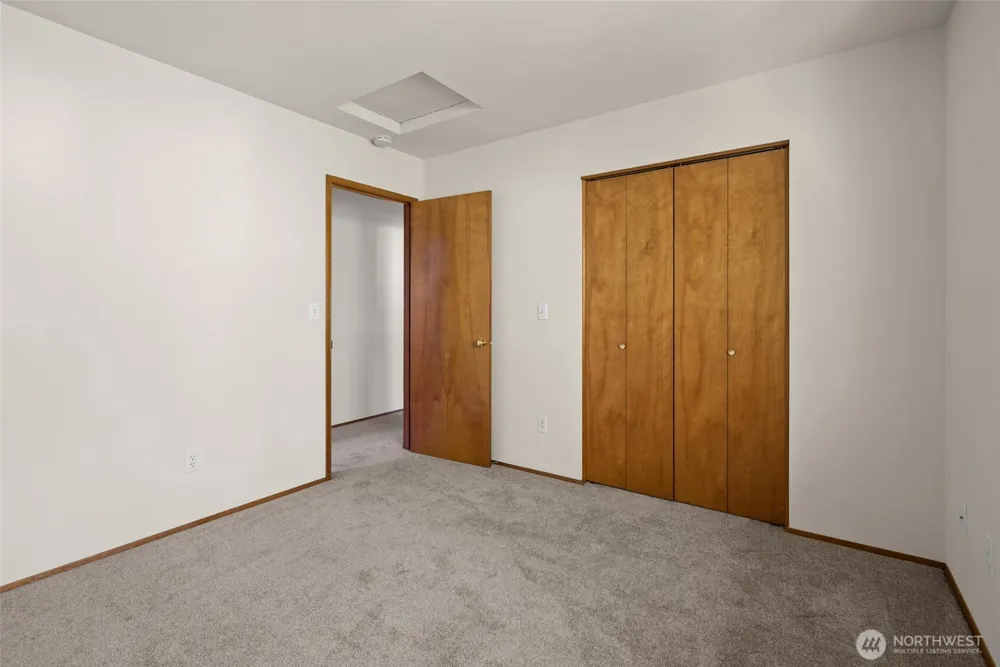 2090 SW Putnam Drive Oak Harbor, WA 98277