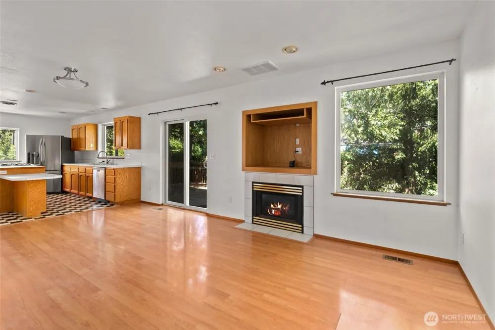 2090 SW Putnam Drive Oak Harbor, WA 98277