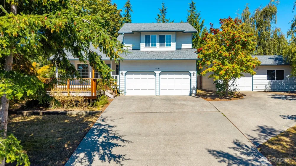 2090 SW Putnam Drive Oak Harbor, WA 98277