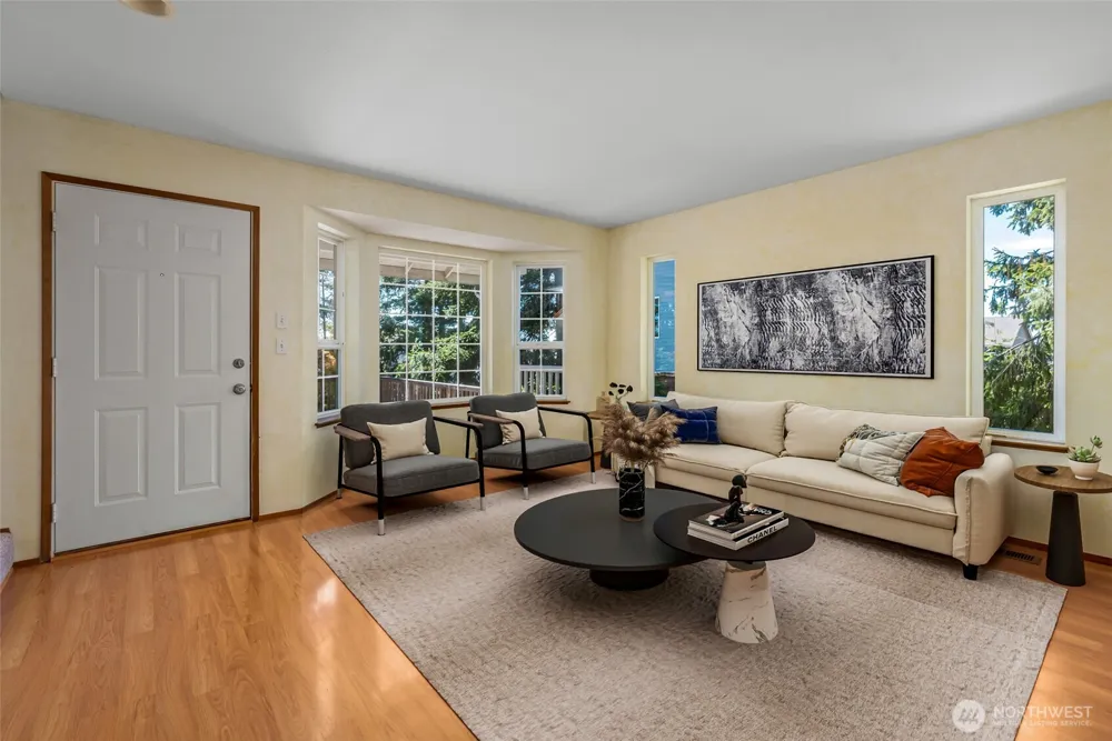 2090 SW Putnam Drive Oak Harbor, WA 98277