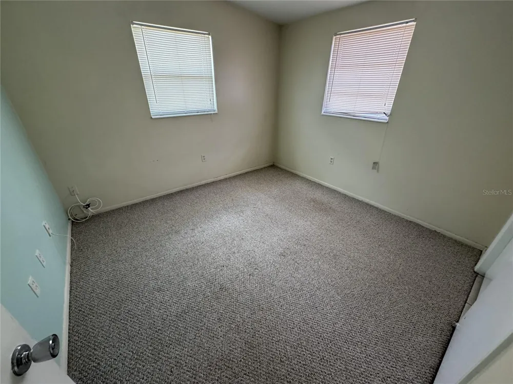 376 BRIARWOOD ROAD Venice, FL 34293