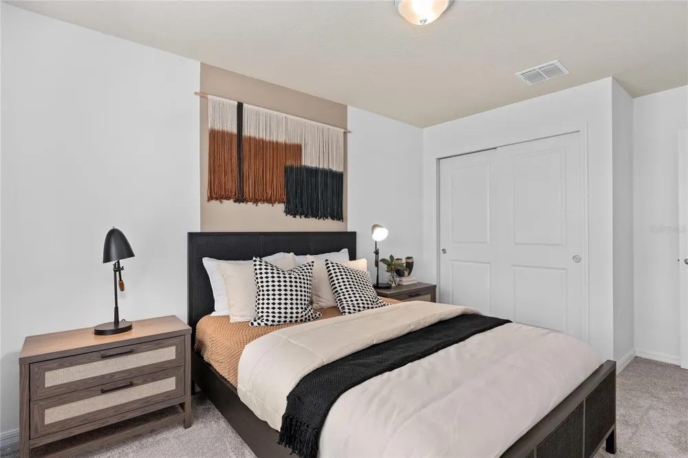 10522 EVENING STAR SREET Orlando, FL 32829