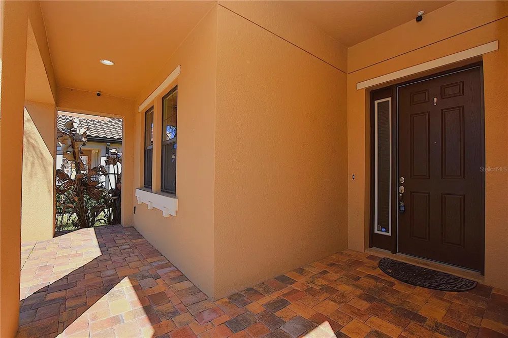 3949 AQUILLA DRIVE Lakeland, FL 33810
