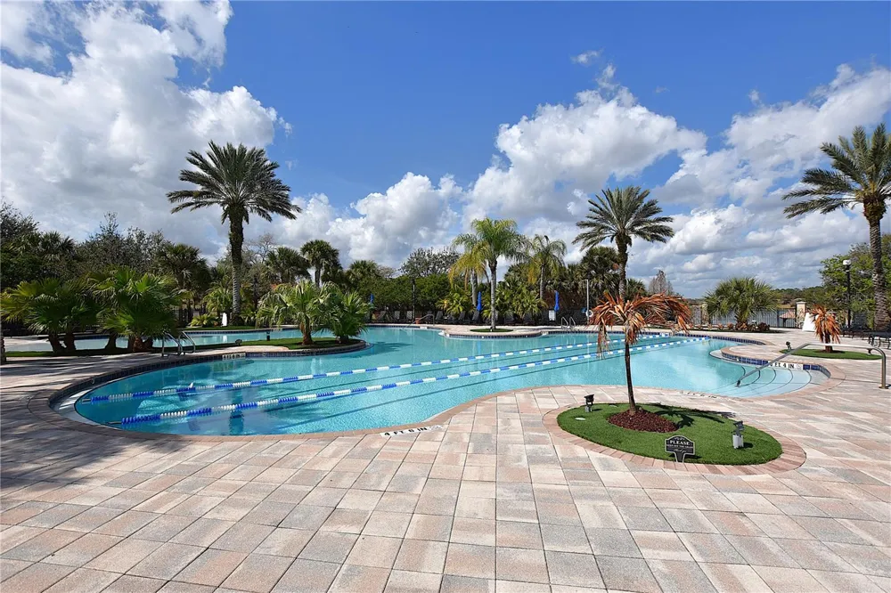 3949 AQUILLA DRIVE Lakeland, FL 33810