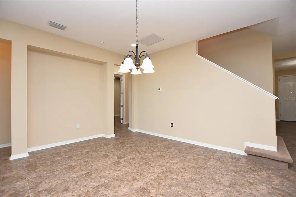 3949 AQUILLA DRIVE Lakeland, FL 33810