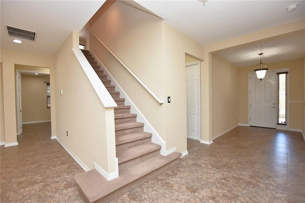 3949 AQUILLA DRIVE Lakeland, FL 33810