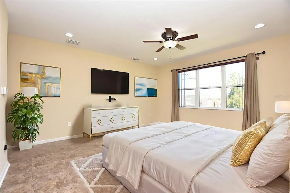 3949 AQUILLA DRIVE Lakeland, FL 33810