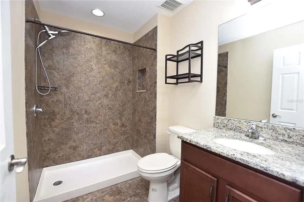 3949 AQUILLA DRIVE Lakeland, FL 33810
