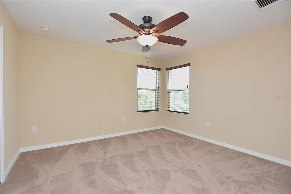 3949 AQUILLA DRIVE Lakeland, FL 33810