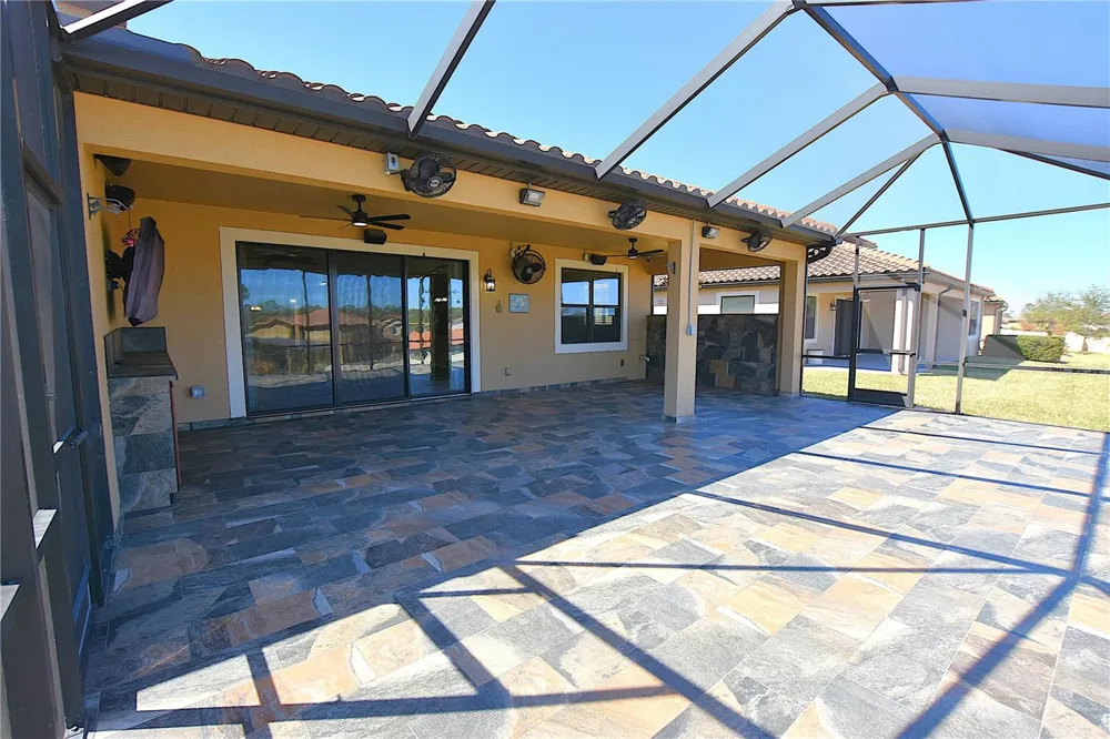 3949 AQUILLA DRIVE Lakeland, FL 33810
