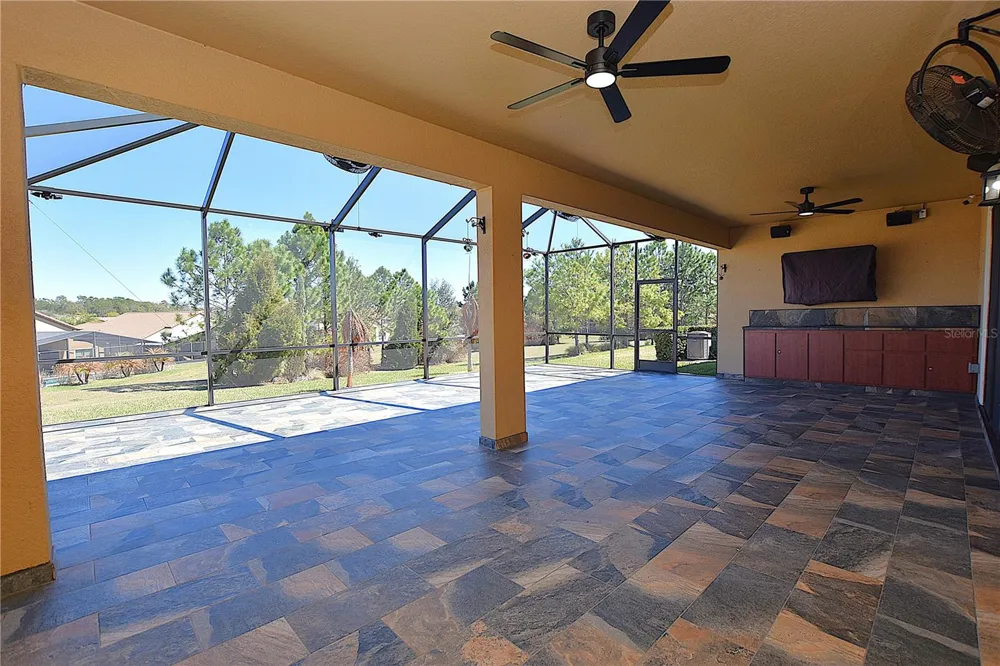 3949 AQUILLA DRIVE Lakeland, FL 33810