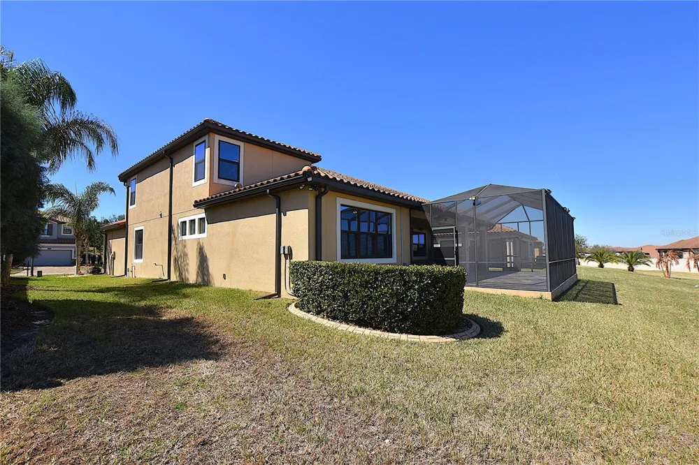3949 AQUILLA DRIVE Lakeland, FL 33810