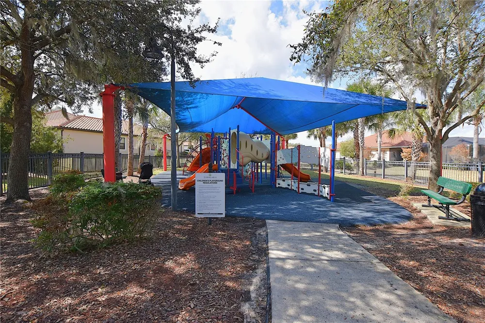 3949 AQUILLA DRIVE Lakeland, FL 33810