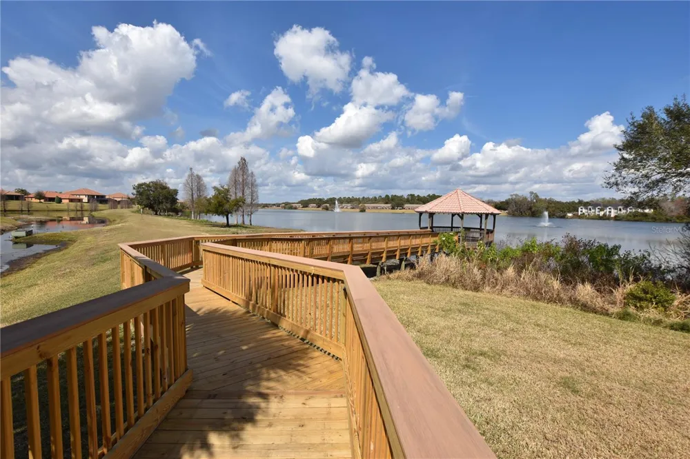3949 AQUILLA DRIVE Lakeland, FL 33810