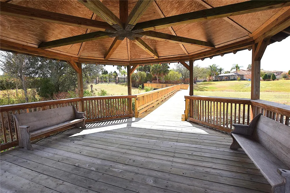 3949 AQUILLA DRIVE Lakeland, FL 33810