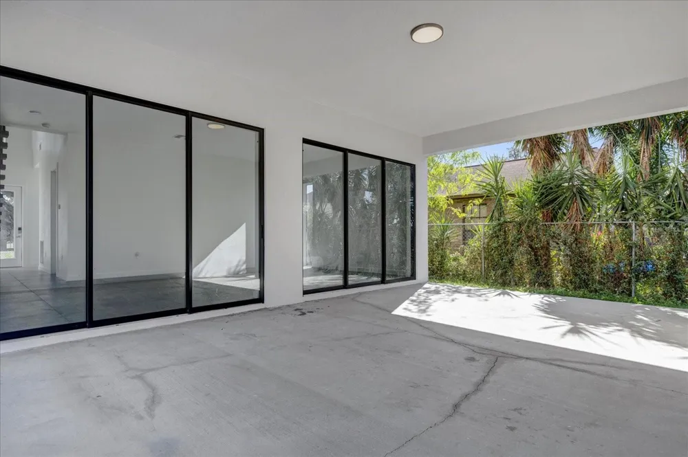 501 CHASTAIN ROAD Seffner, FL 33584