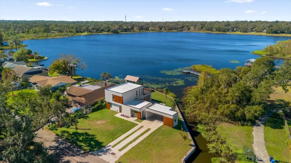 501 CHASTAIN ROAD Seffner, FL 33584