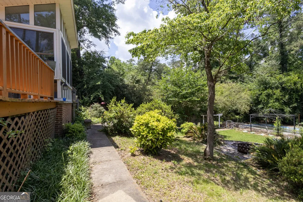408 Skyway DR Warner Robins, GA 31088