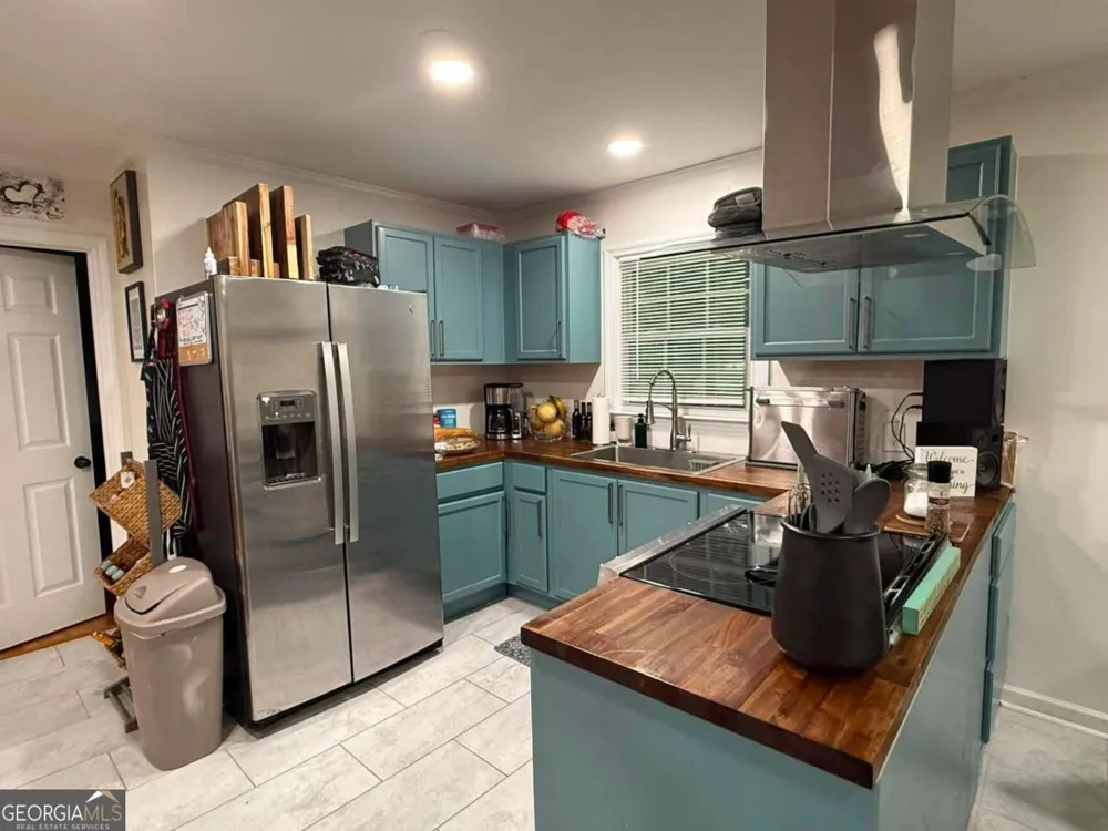 542 Marion ST Winder, GA 30680