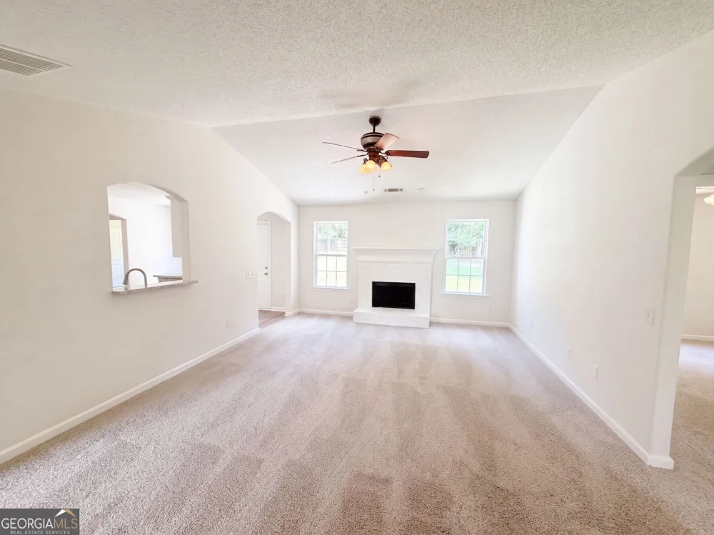 2506 Marixa DR Statham, GA 30666