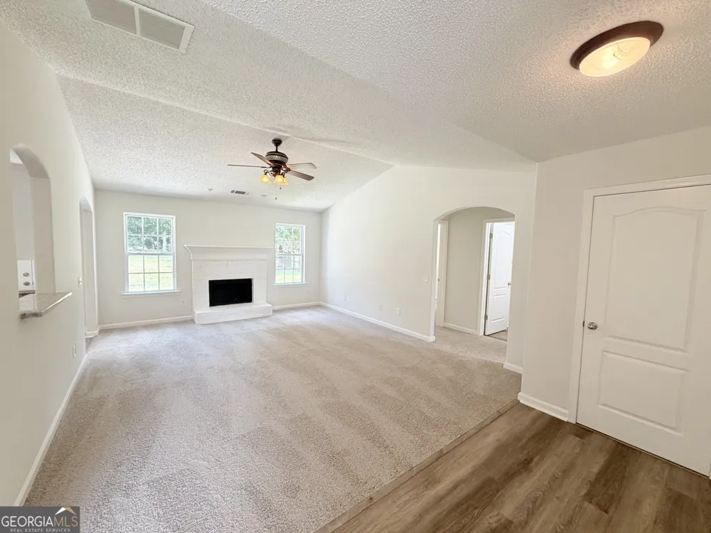 2506 Marixa DR Statham, GA 30666