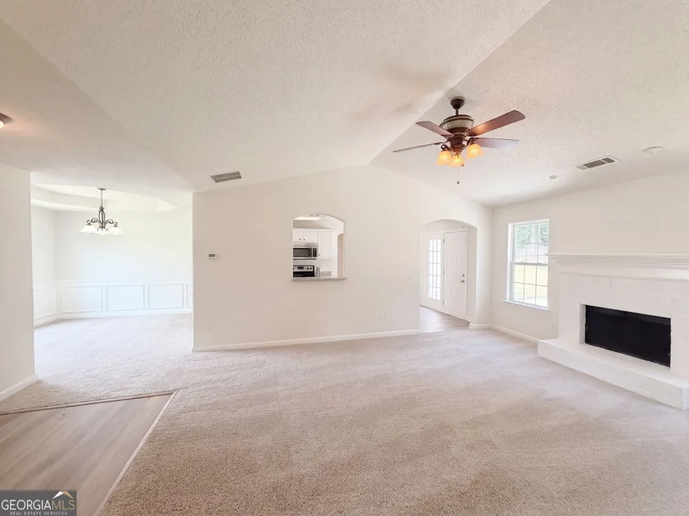 2506 Marixa DR Statham, GA 30666