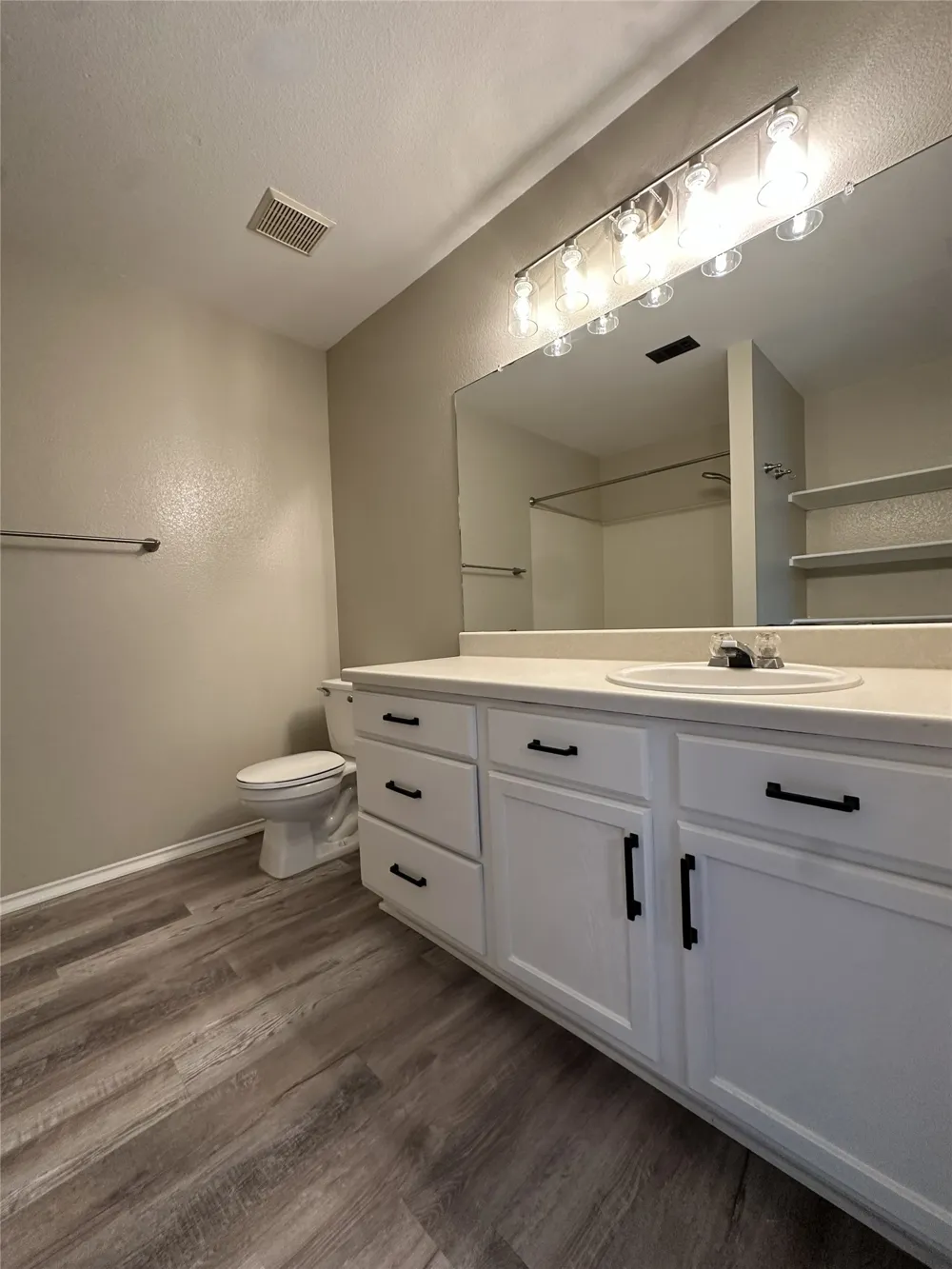 610 Riverway Lane Leander, TX 78641