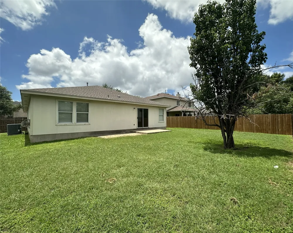 610 Riverway Lane Leander, TX 78641