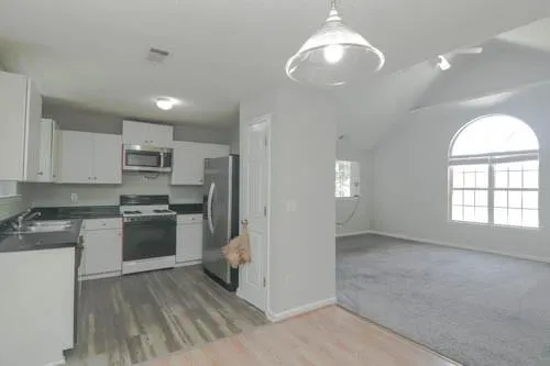 1094 Sugarcreek Way Riverdale, GA 30296