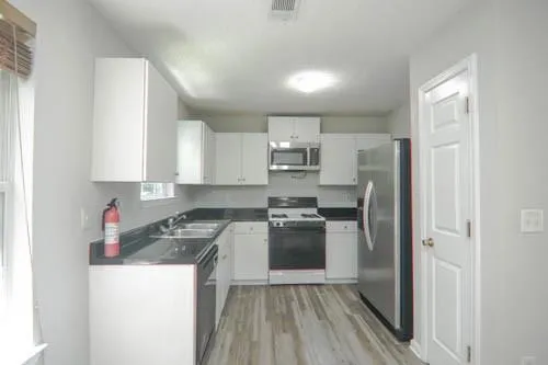 1094 Sugarcreek Way Riverdale, GA 30296